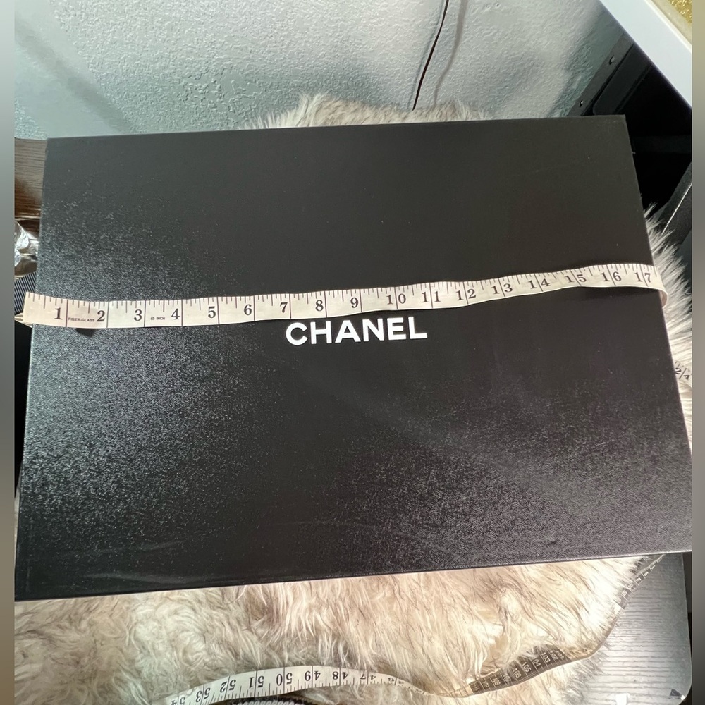 CHANEL shoe empty box - Picture 5 of 12